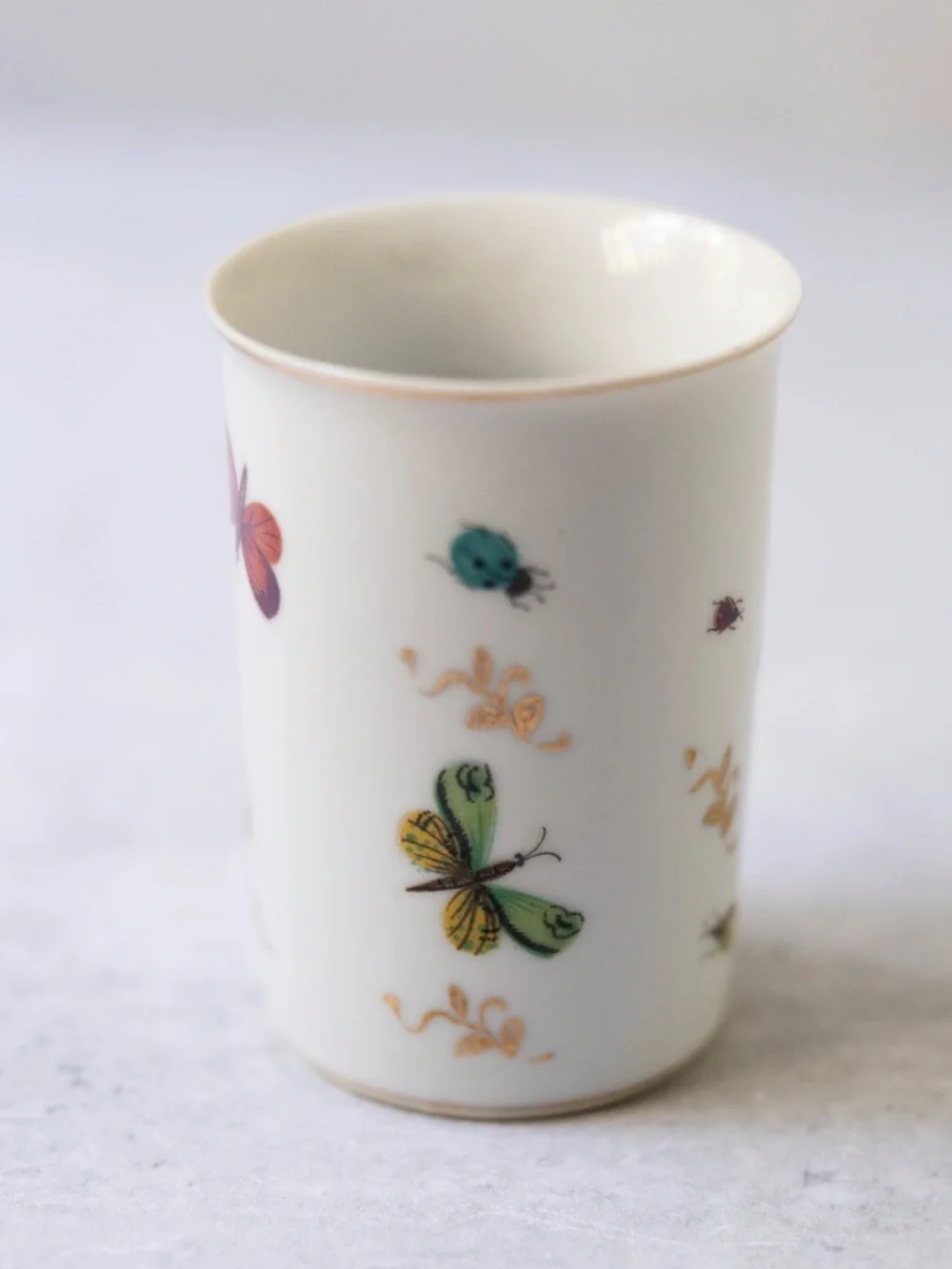 Spring Time Royal Crown Japan vintage porcelain cup tumbler vase 3 3/8
